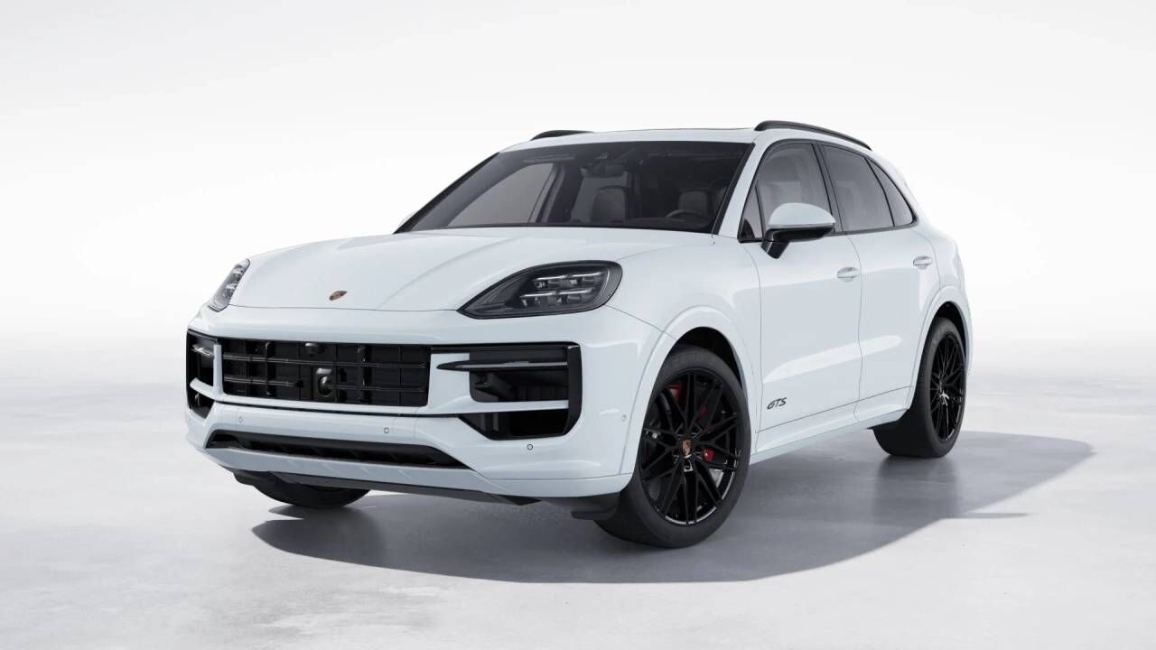2026 PORSCHE Cayenne