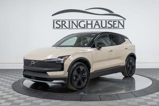 2026 VOLVO EX30 CC