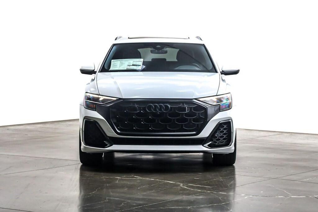 2026 Audi Q8