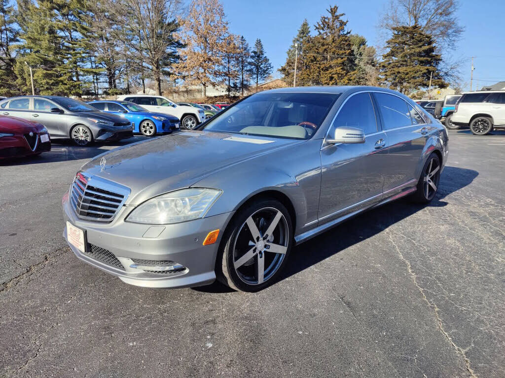 2013 MERCEDES-BENZ S-Class