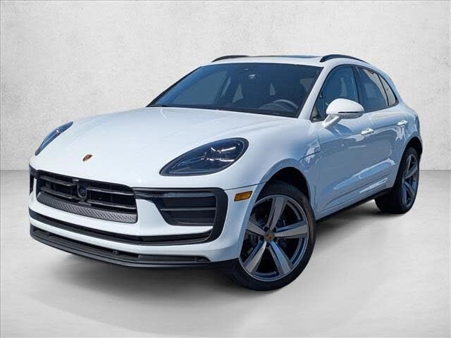 2025 PORSCHE Macan