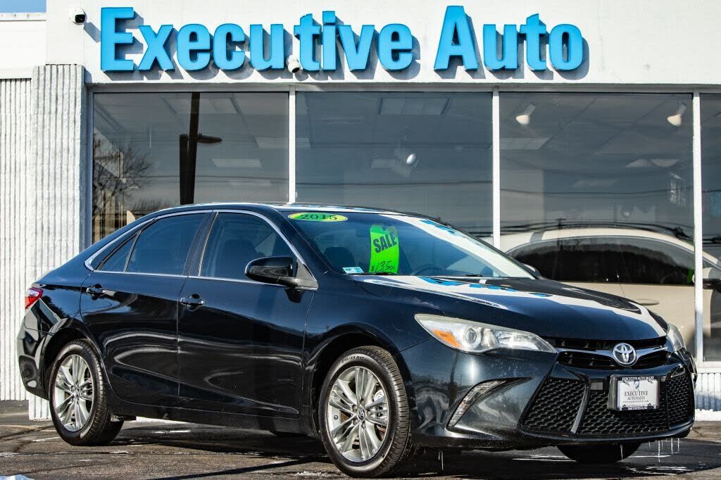 2015 TOYOTA Camry