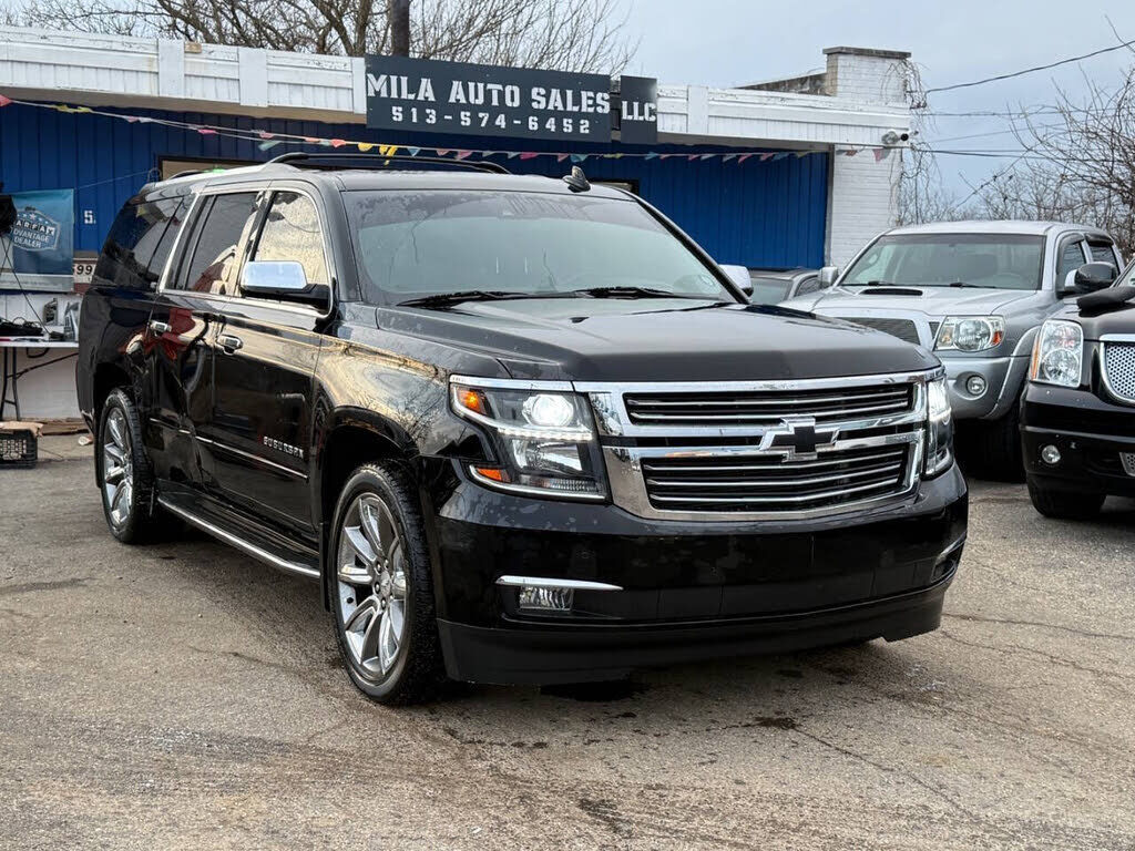 2016 CHEVROLET Suburban