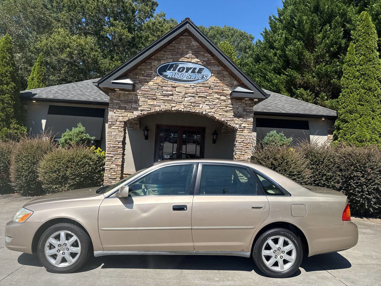 2001 TOYOTA Avalon