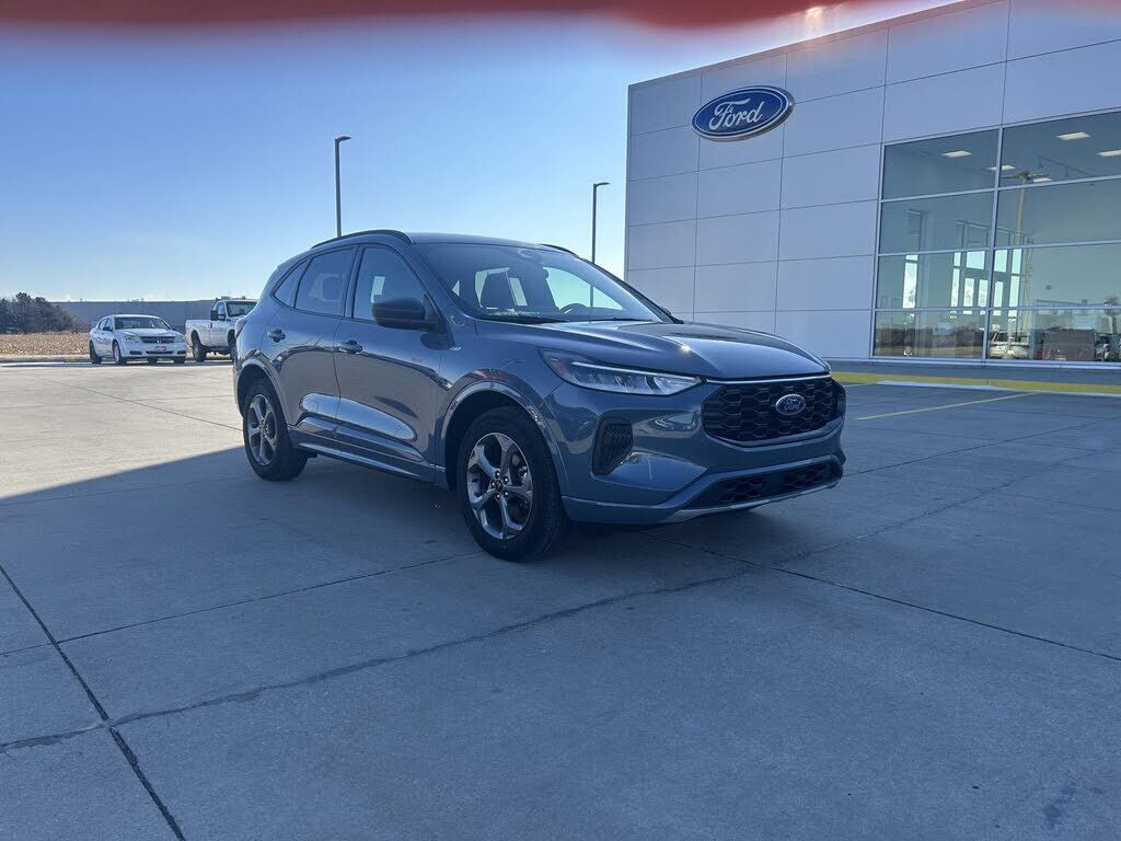 2023 FORD Escape