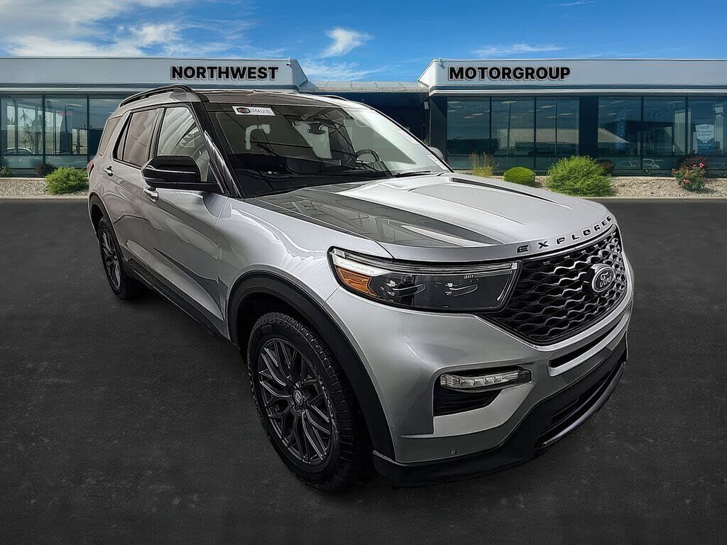 2022 FORD Explorer