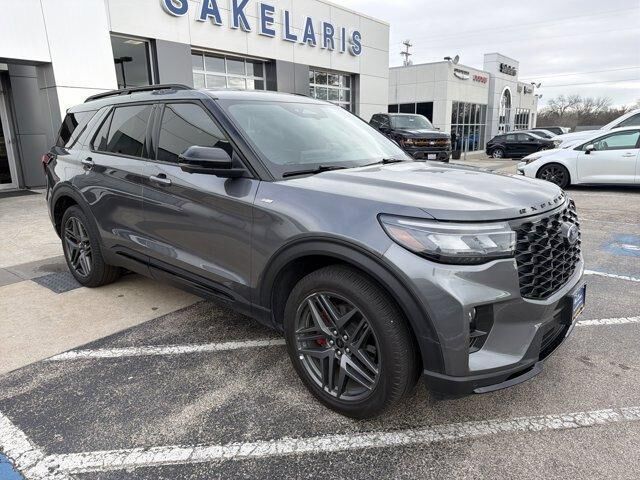 2025 FORD Explorer