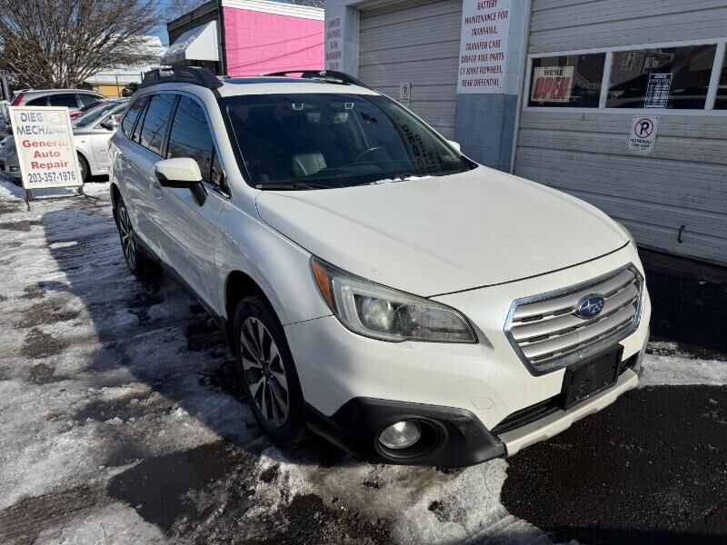 2017 SUBARU Outback