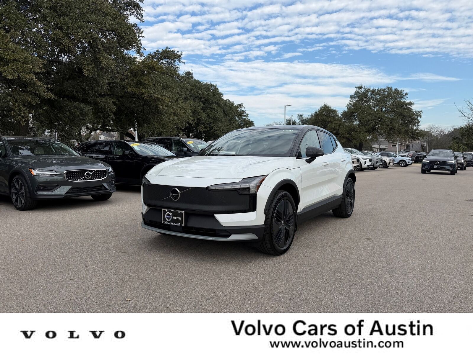 2026 VOLVO EX30 CC