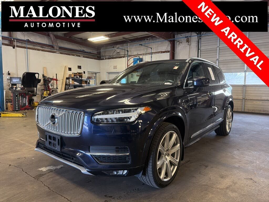 2019 VOLVO XC90