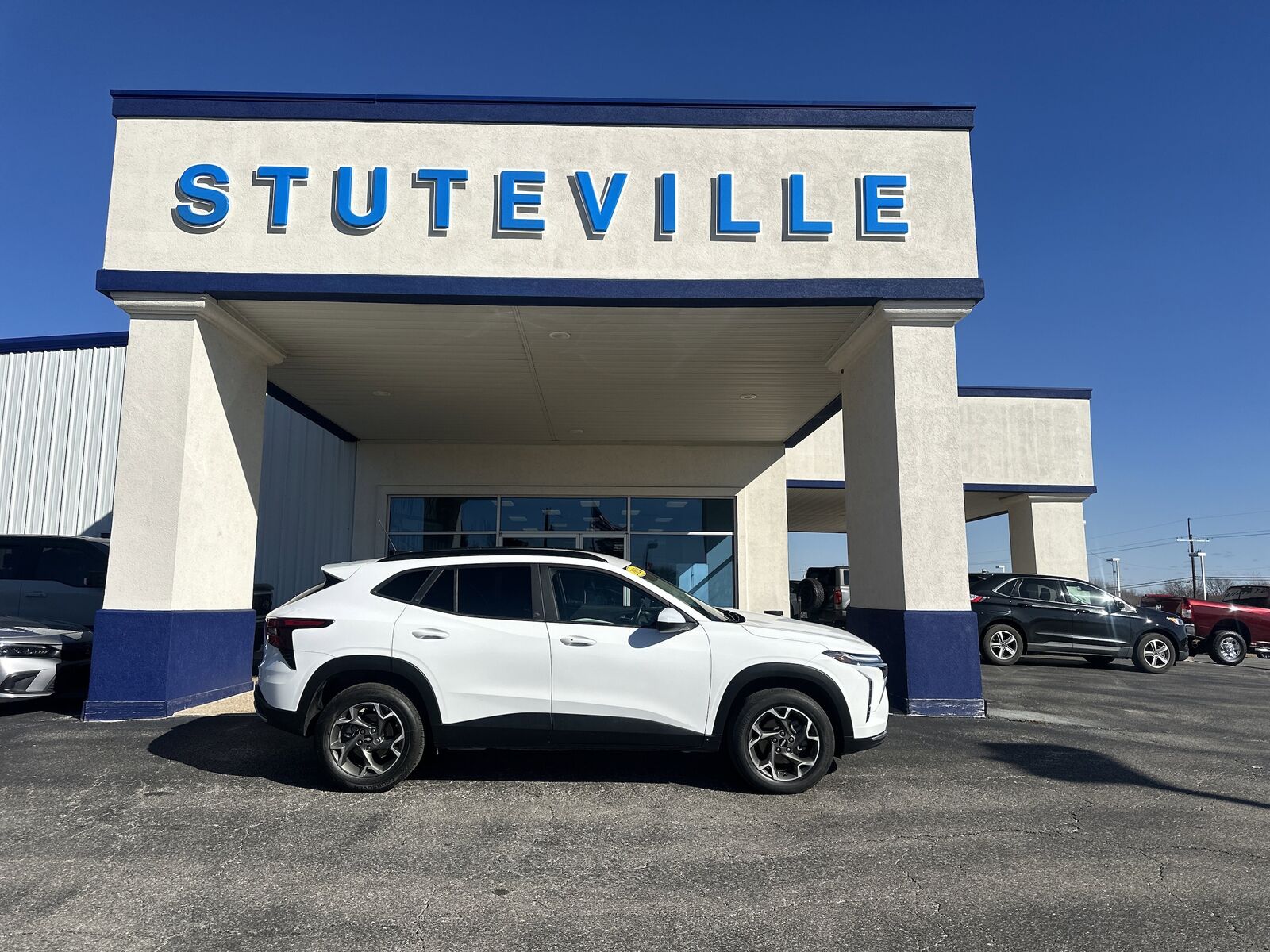 2024 CHEVROLET Trax