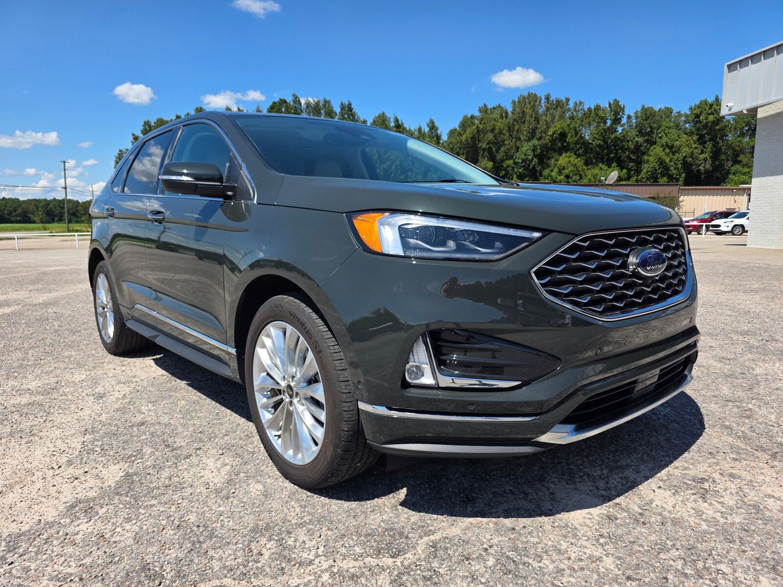 2024 FORD Edge