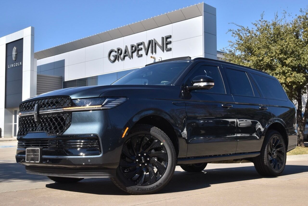 2025 LINCOLN Navigator