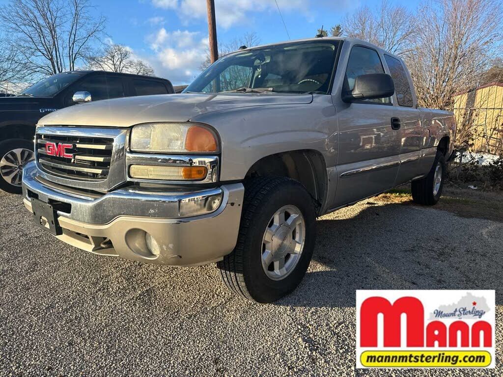 2005 GMC Sierra