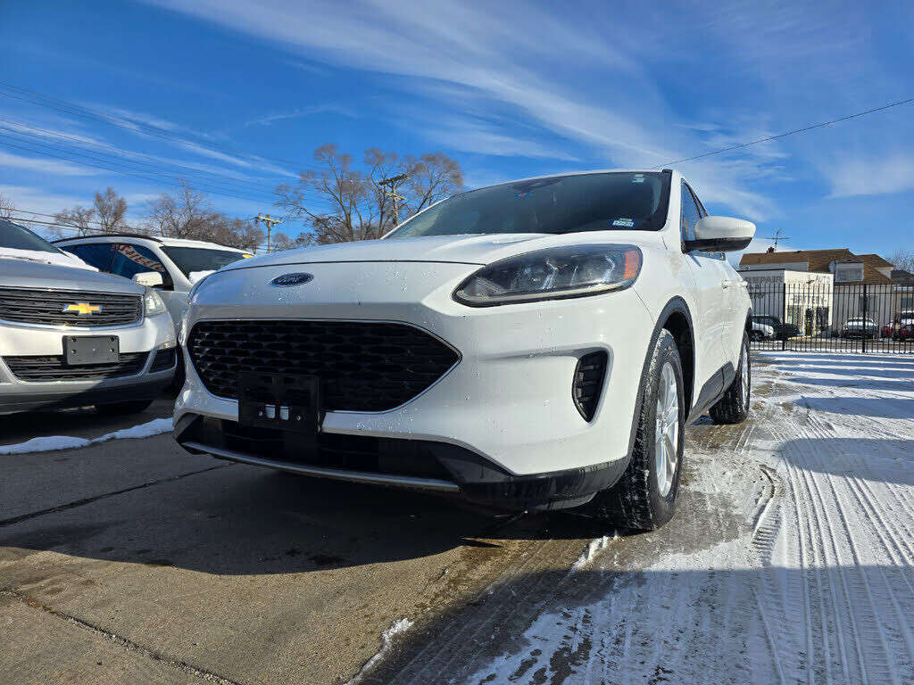 2021 FORD Escape