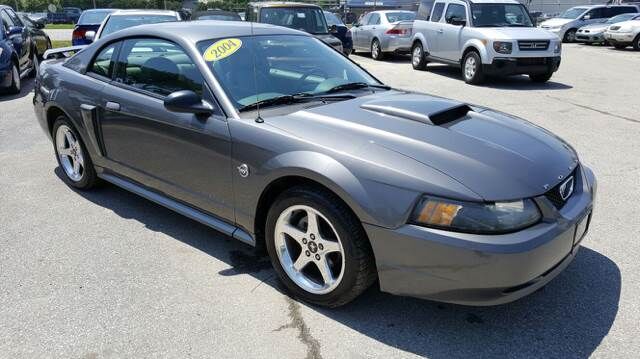 2004 FORD Mustang