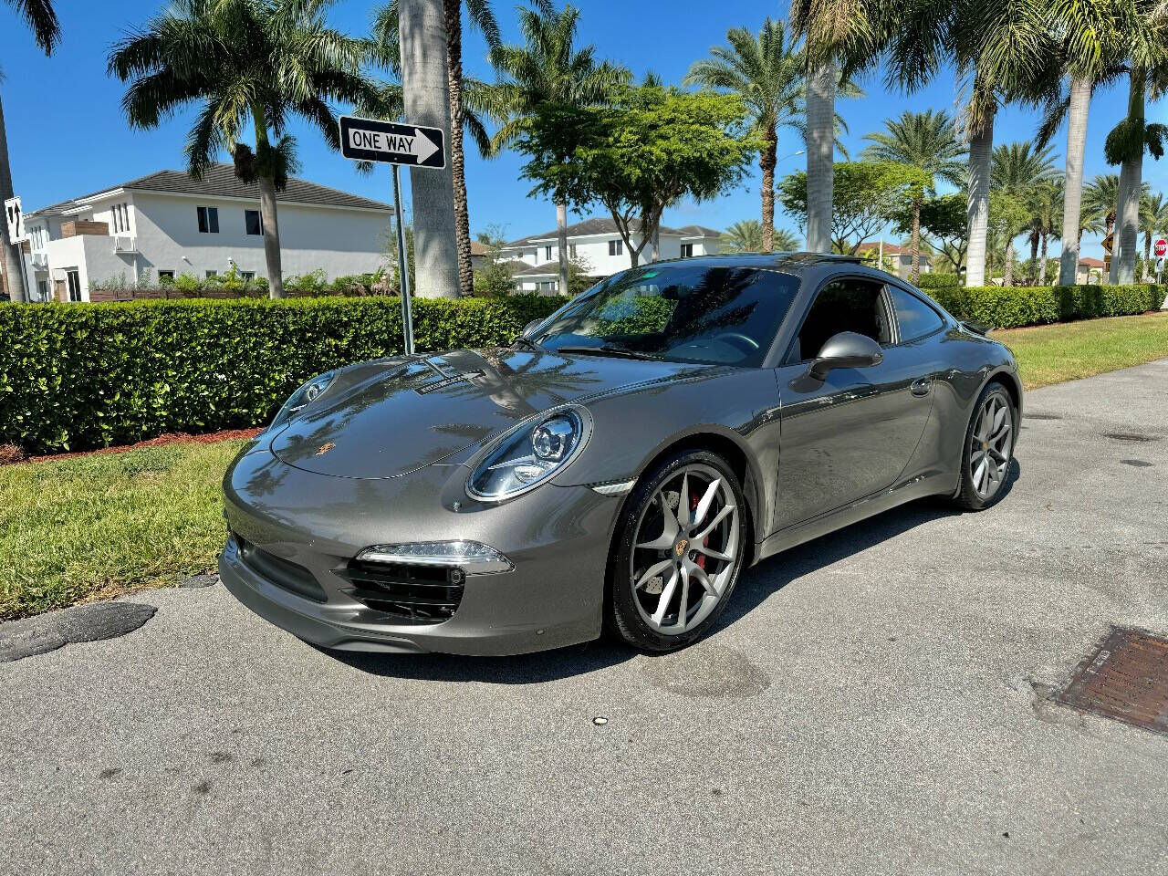 2012 PORSCHE 911