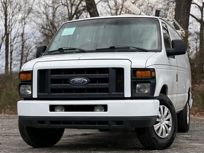 2008 FORD E-250