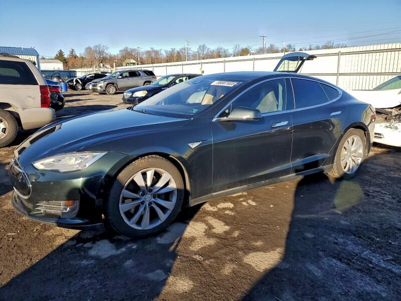 2014 TESLA Model S