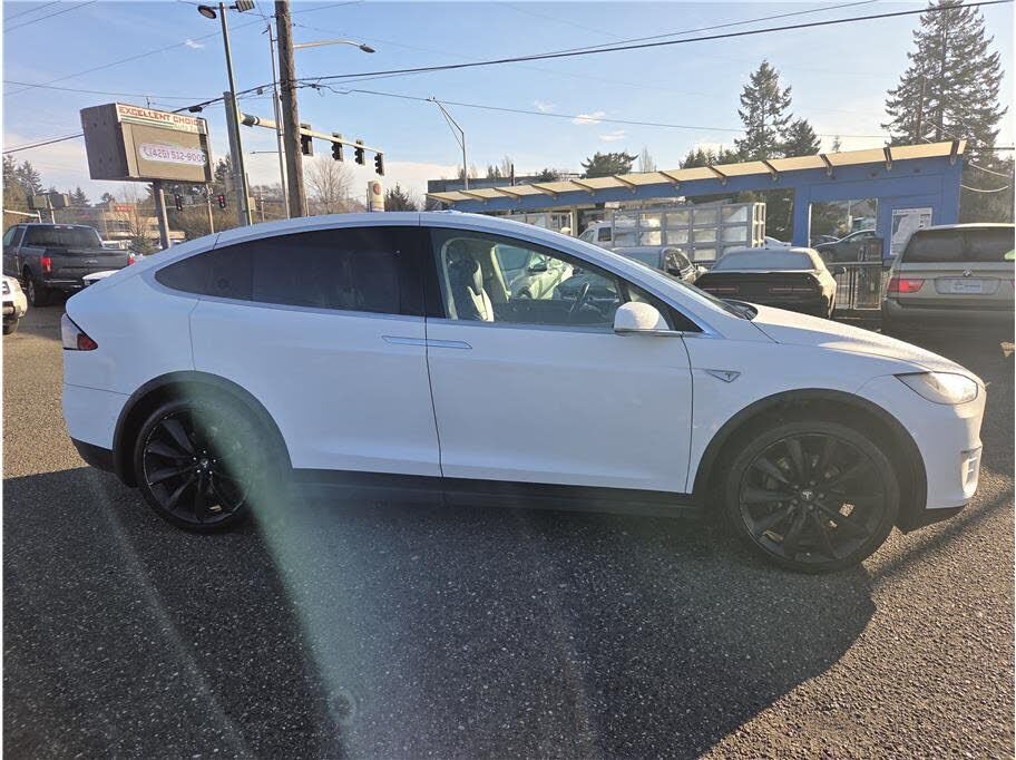2016 TESLA Model X