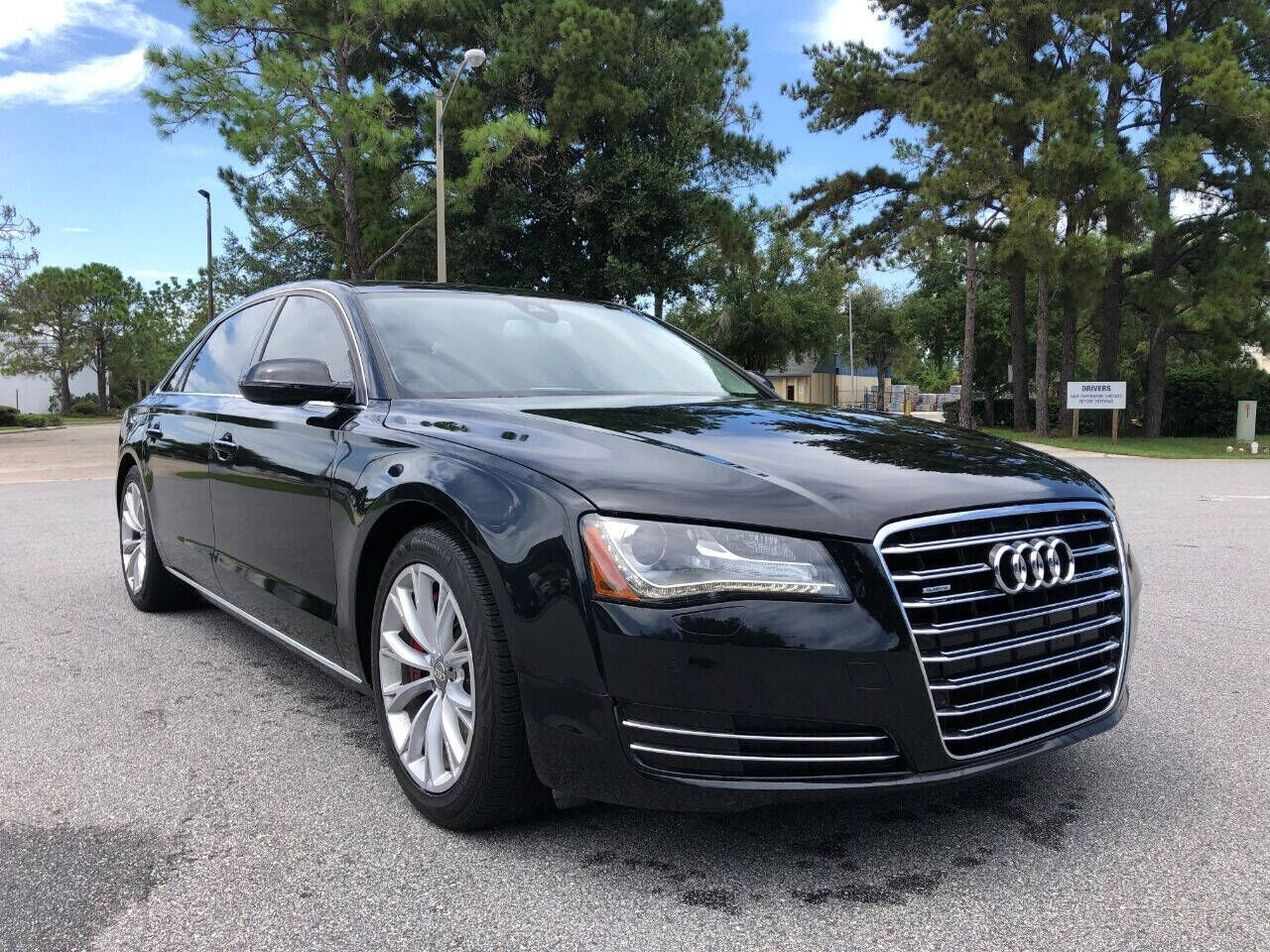 2011 AUDI A8