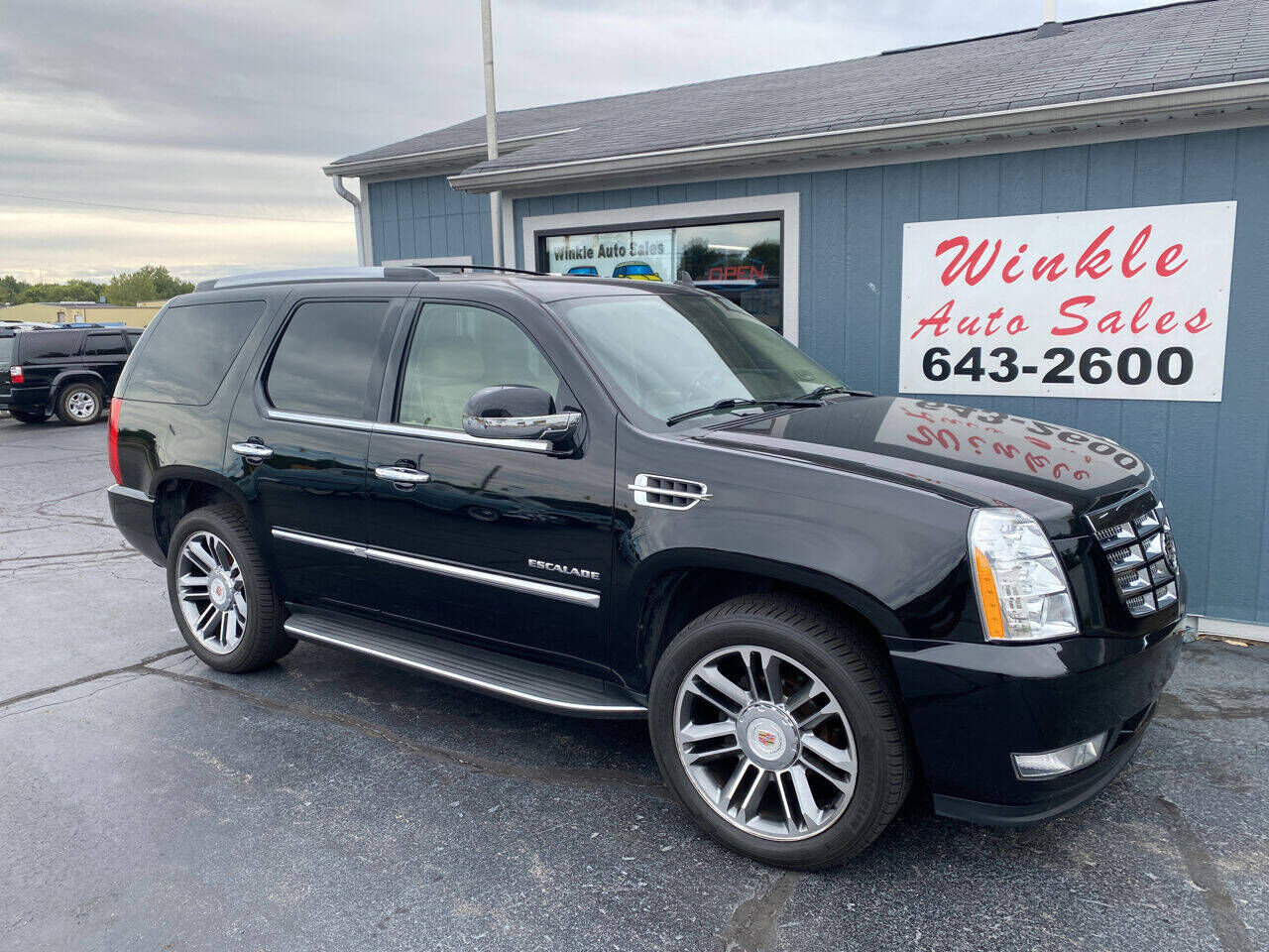 2010 CADILLAC Escalade