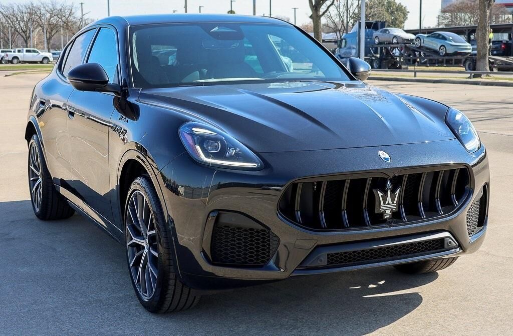 2026 MASERATI Grecale