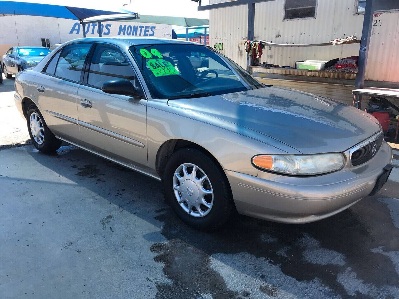 2004 BUICK Century