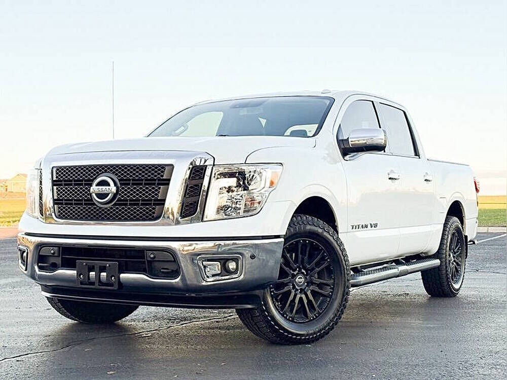 2019 NISSAN Titan