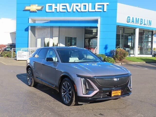2024 CADILLAC Lyriq