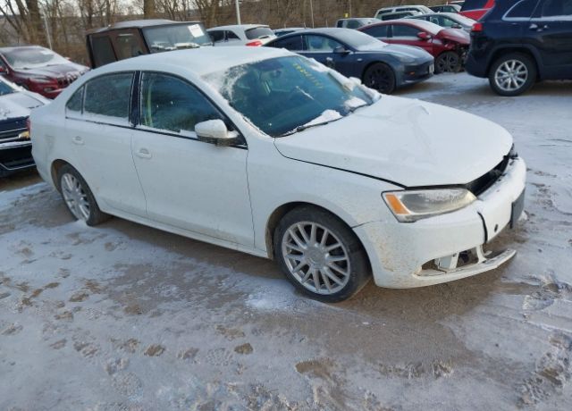 2014 VOLKSWAGEN Jetta