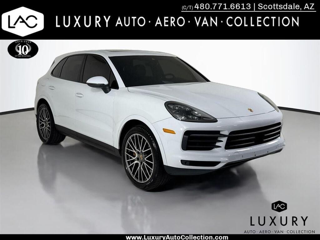 2022 PORSCHE Cayenne