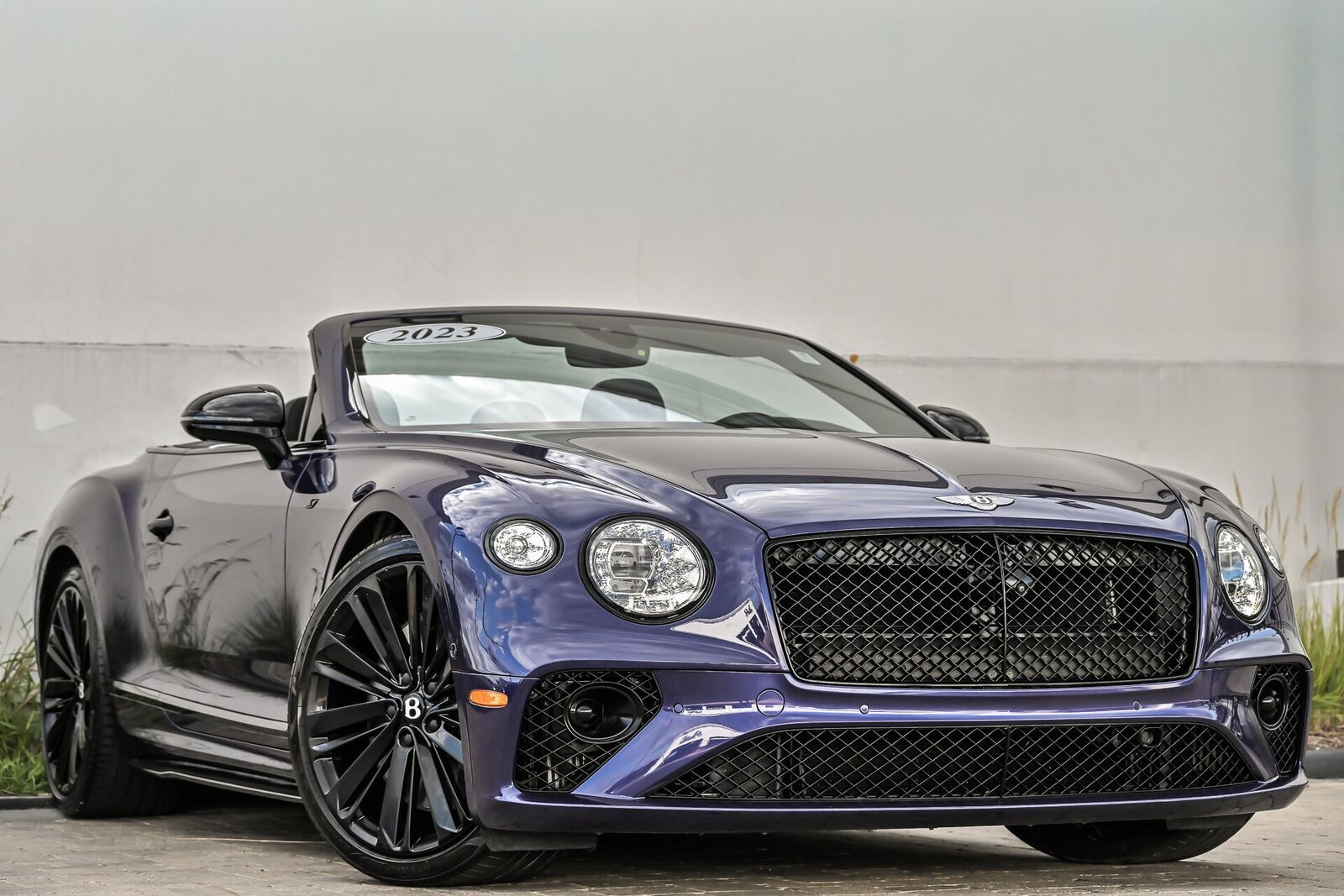 2023 BENTLEY Continental