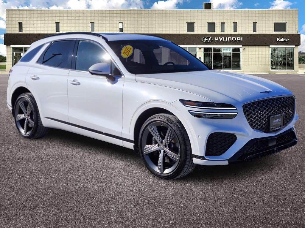 2025 GENESIS GV70
