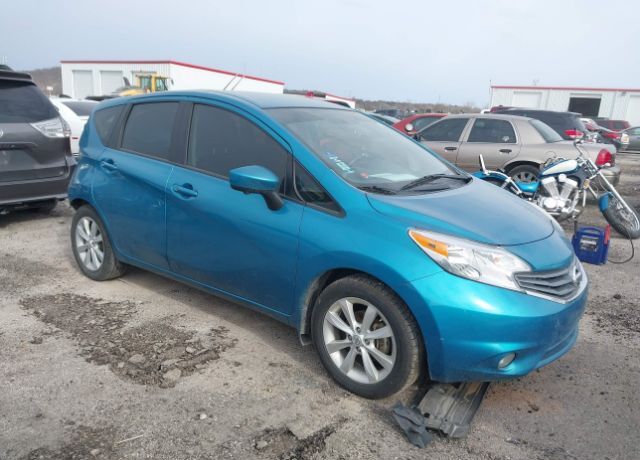 2015 NISSAN Versa