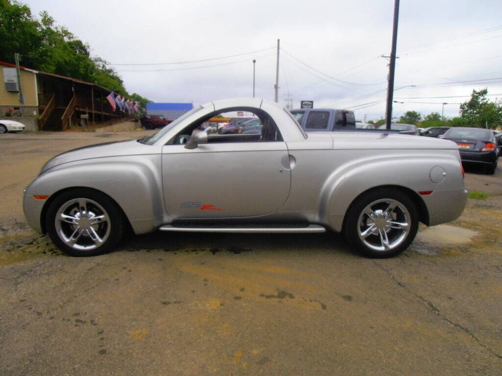 2004 CHEVROLET SSR