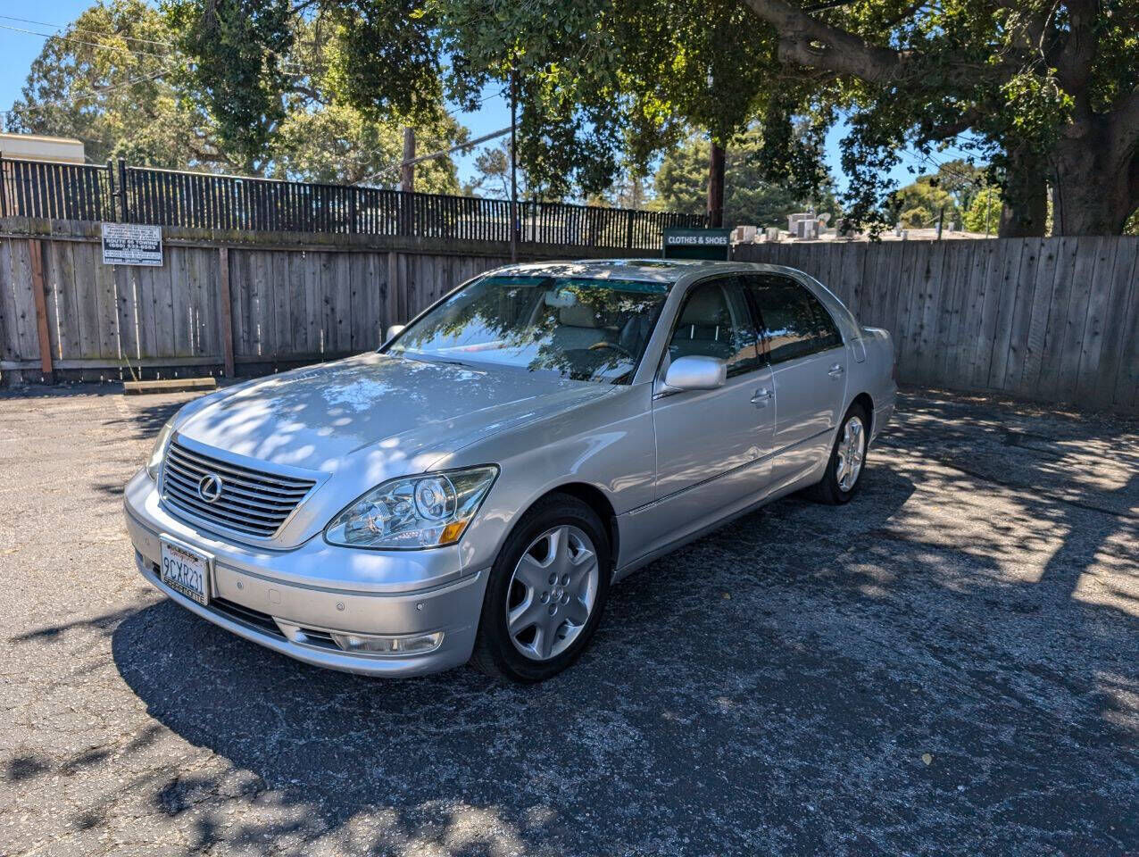 2004 LEXUS LS