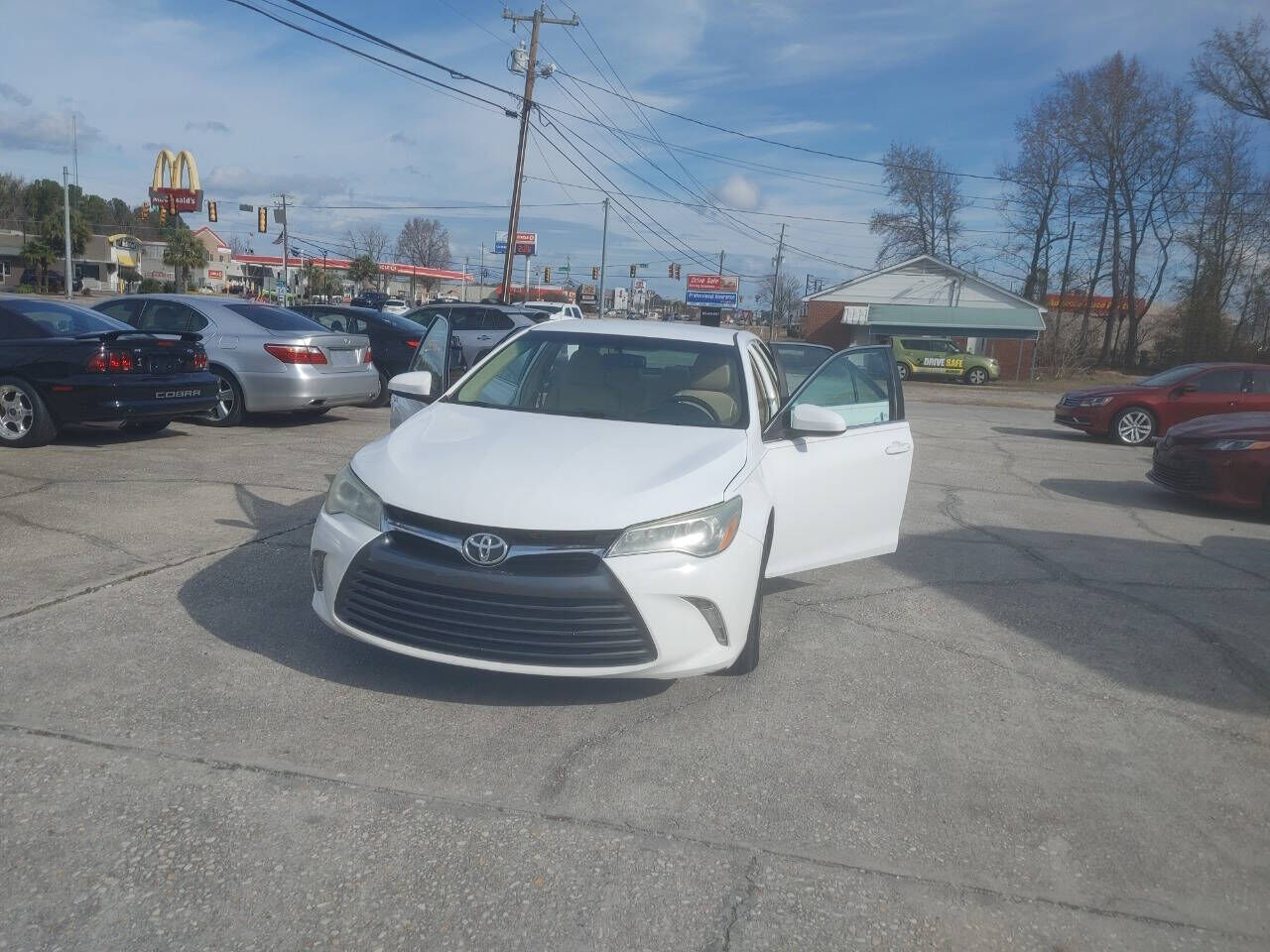2016 TOYOTA Camry