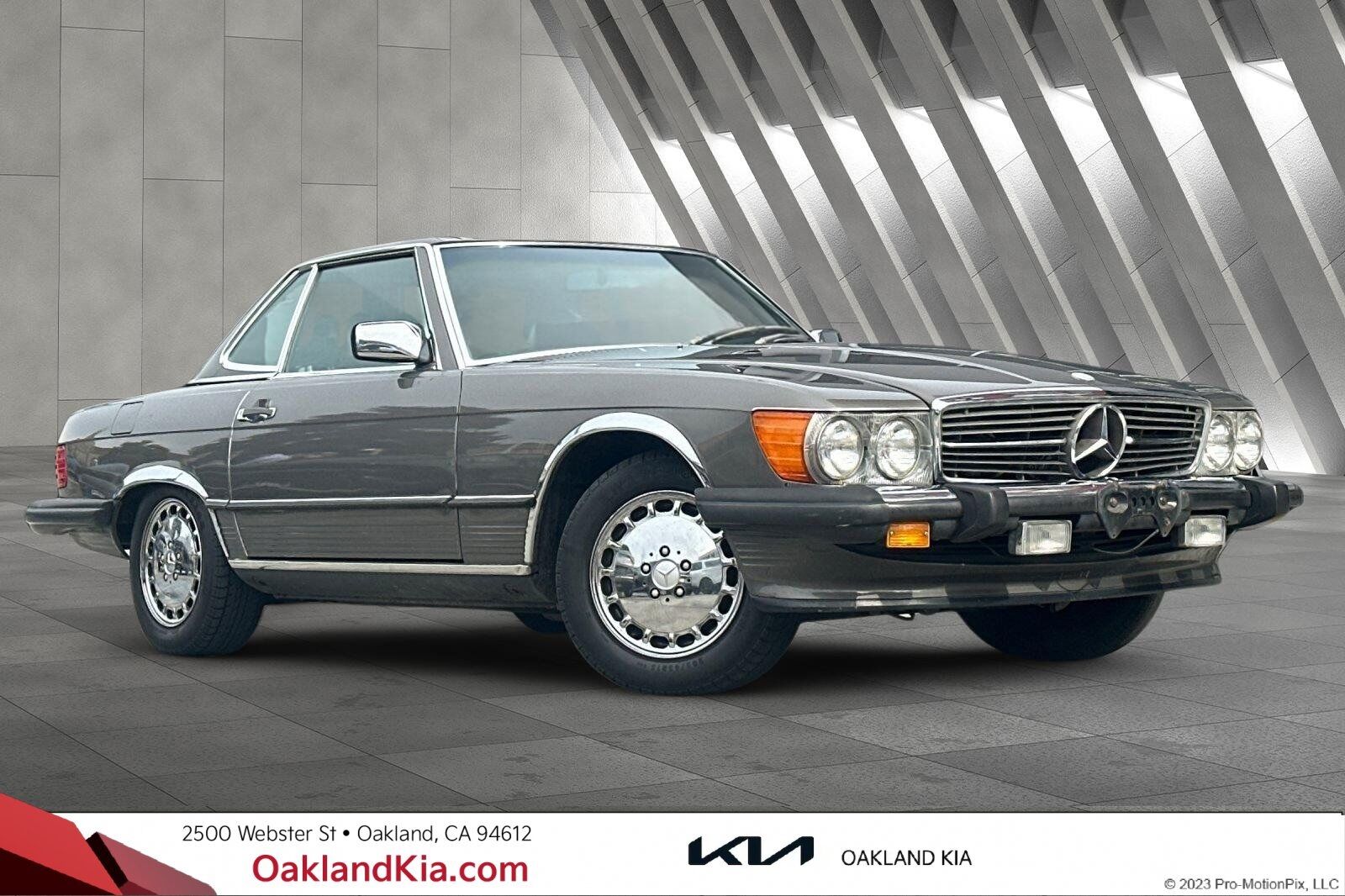1986 MERCEDES-BENZ 560
