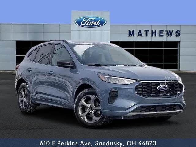 2023 FORD Escape