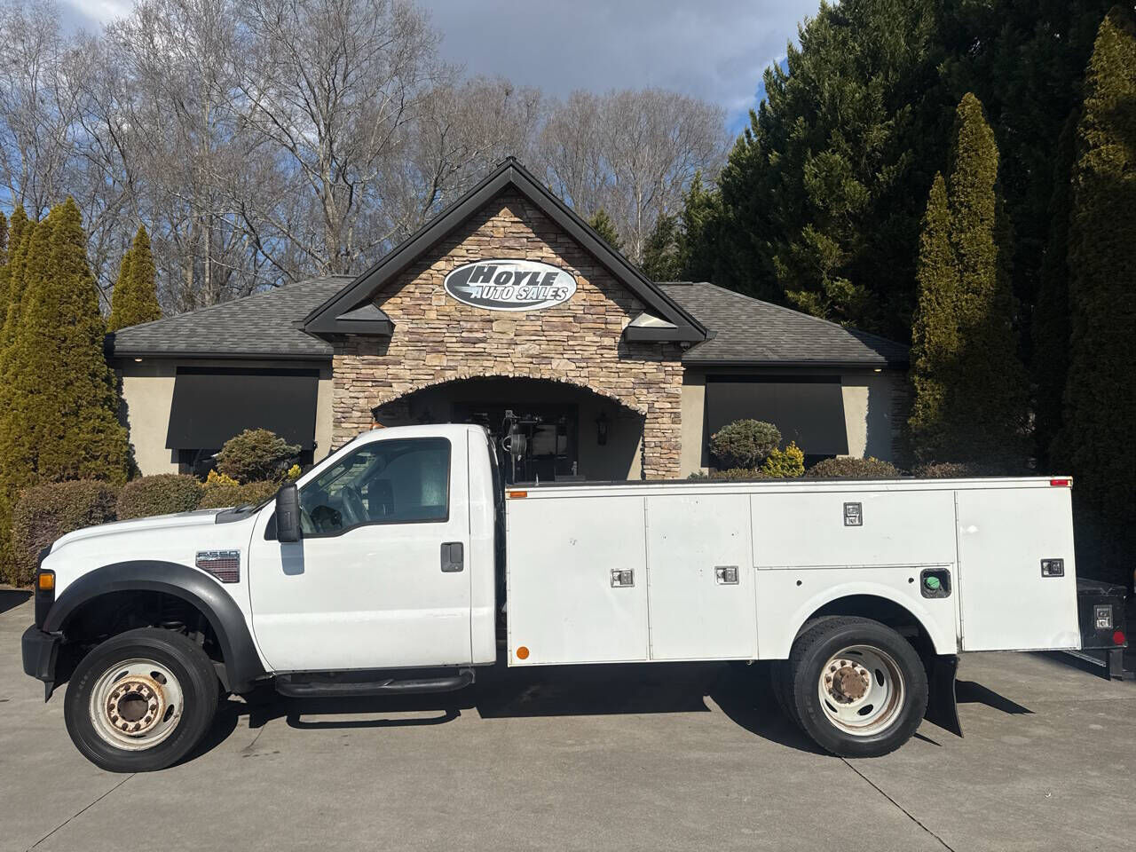 2009 FORD F-550
