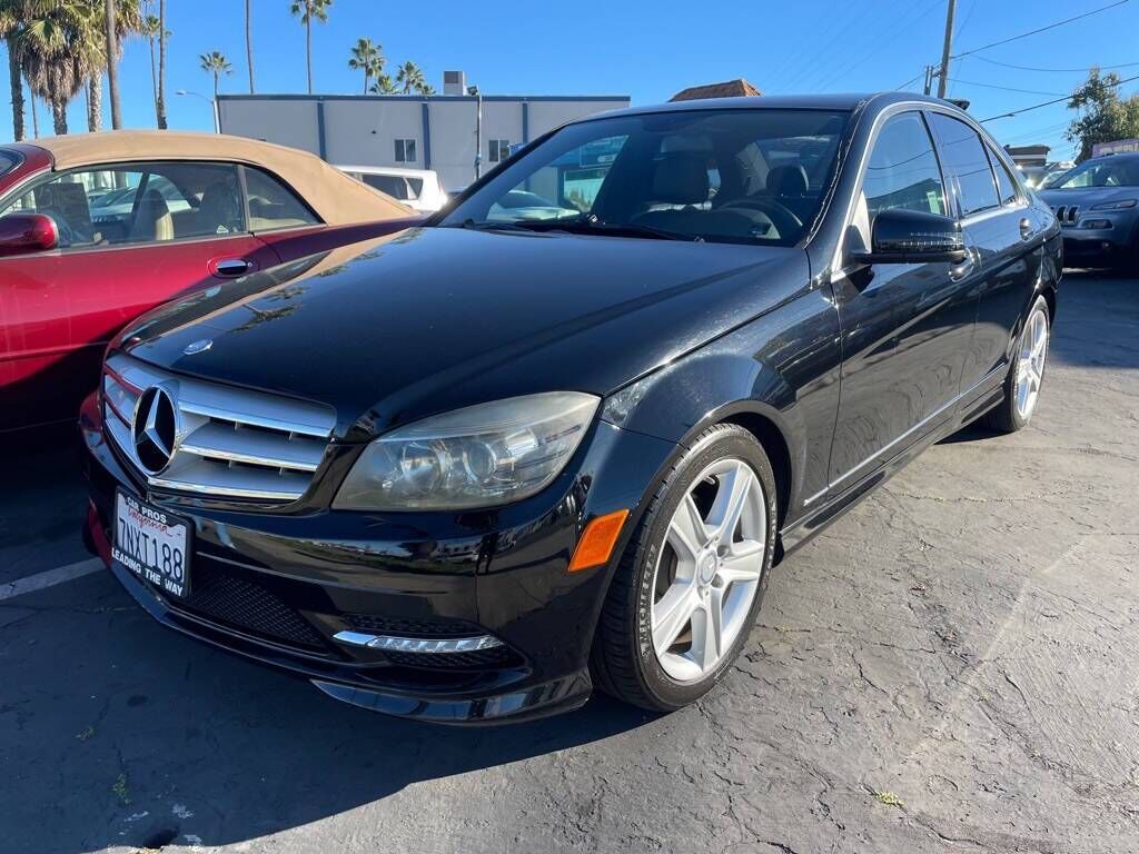 2011 MERCEDES-BENZ C-Class