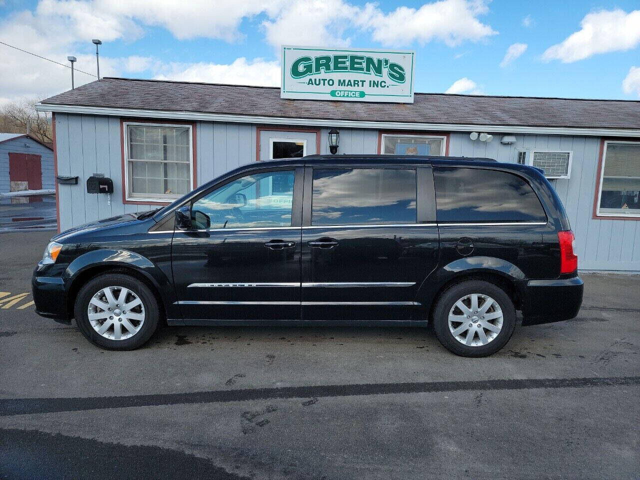 2016 CHRYSLER Town and Country