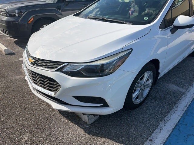 2018 CHEVROLET Cruze