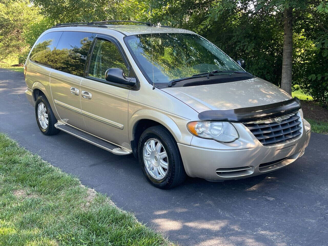 2006 CHRYSLER Town and Country