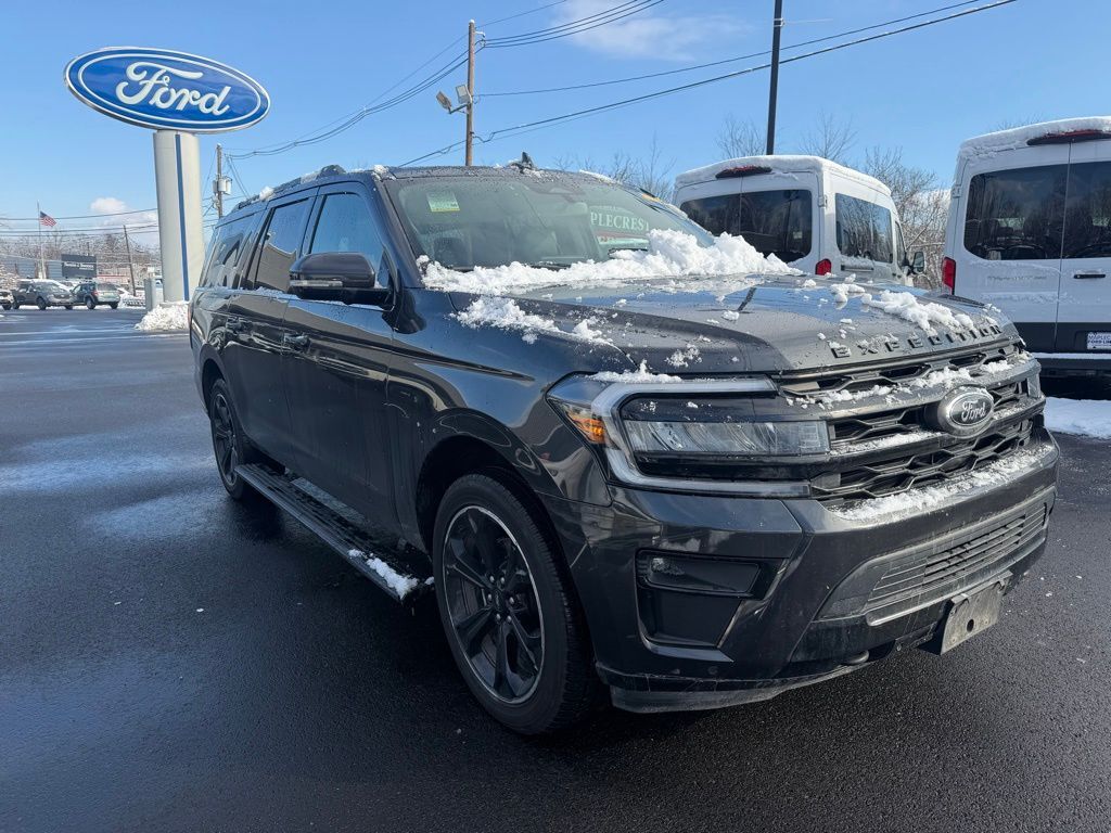 2022 FORD Expedition