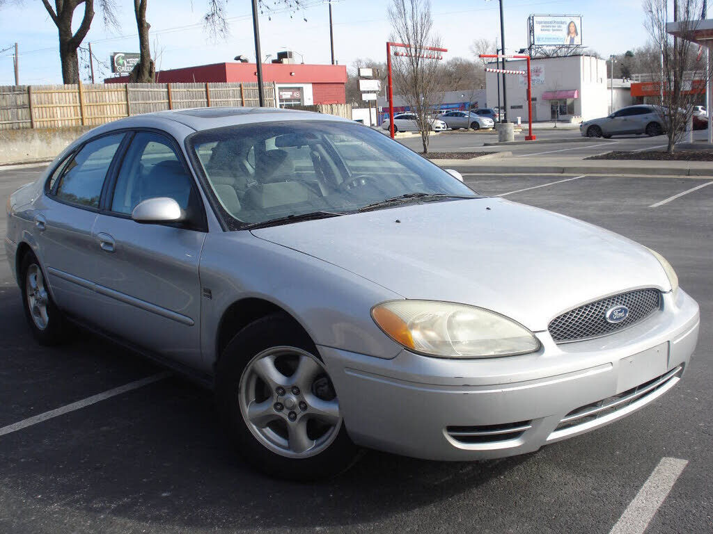 Ford Taurus