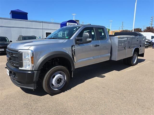 2024 FORD F-450