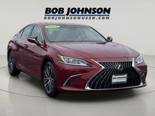 2023 LEXUS ES