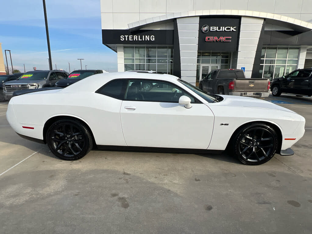 2023 DODGE Challenger